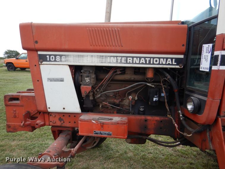 image for item DL3103 1977 International 1086  tractor