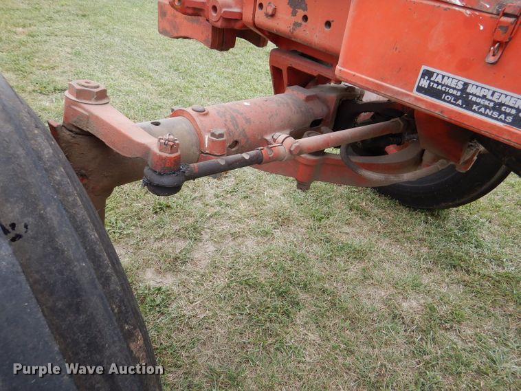 image for item DL3103 1977 International 1086  tractor