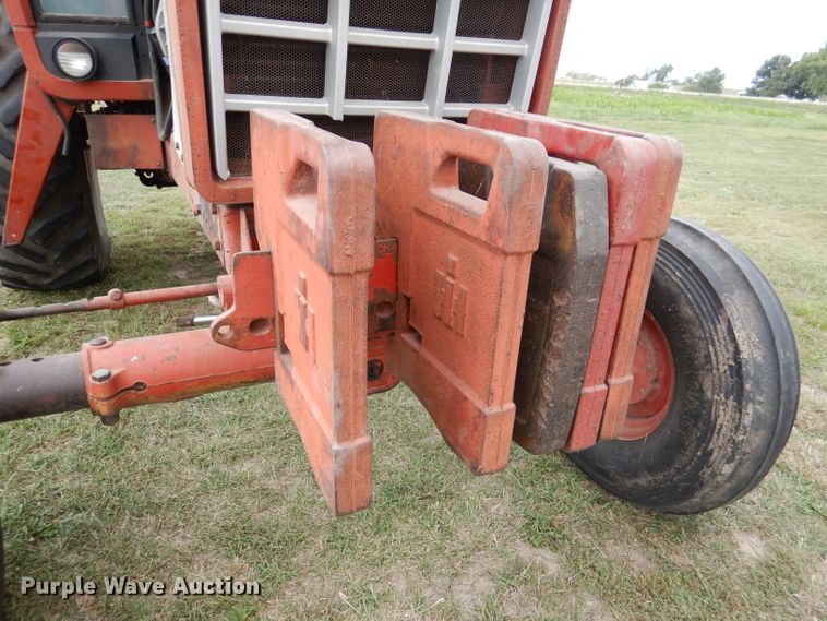 image for item DL3103 1977 International 1086  tractor