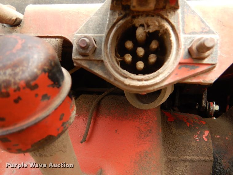 image for item DL3103 1977 International 1086  tractor