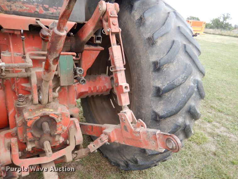 image for item DL3103 1977 International 1086  tractor