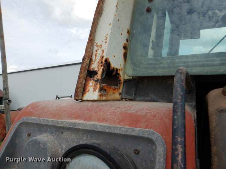 image for item DL3103 1977 International 1086  tractor