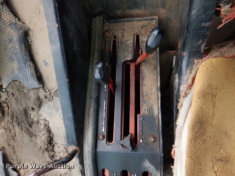 image for item DL3103 1977 International 1086  tractor