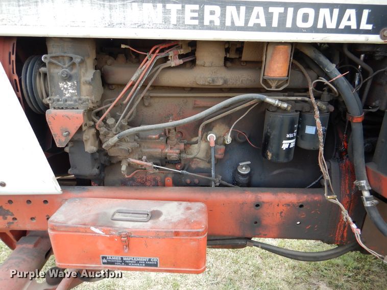 image for item DL3103 1977 International 1086  tractor