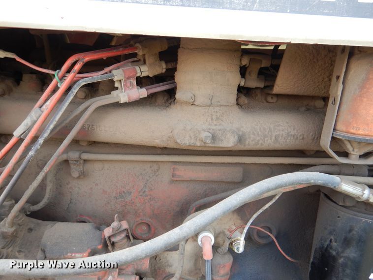 image for item DL3103 1977 International 1086  tractor