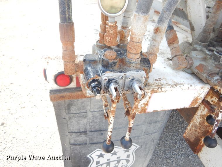 image for item DL6304 1995 White GMC WG  feed delivery truck