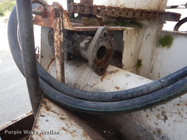 image for item DL6304 1995 White GMC WG  feed delivery truck