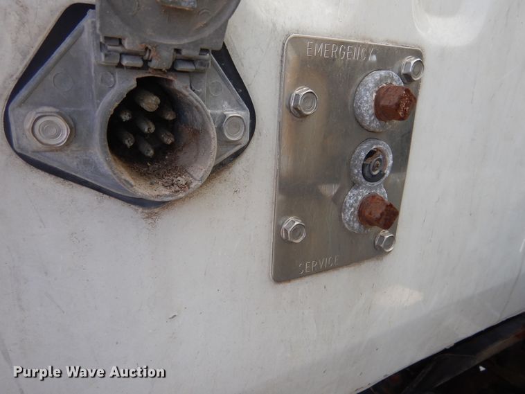 image for item DL6304 1995 White GMC WG  feed delivery truck