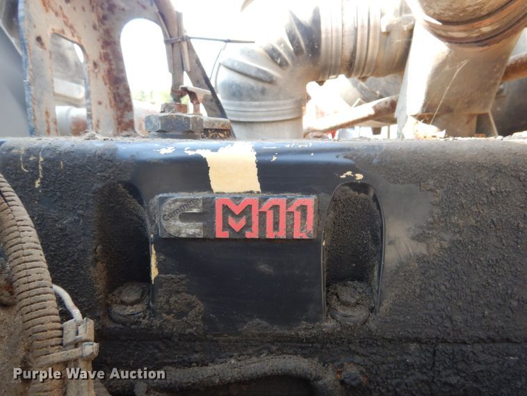 image for item DL6304 1995 White GMC WG  feed delivery truck