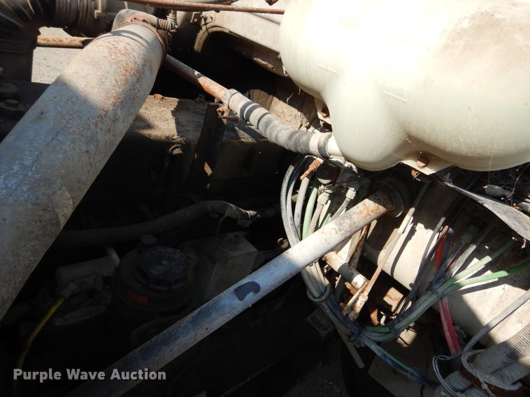 image for item DL6304 1995 White GMC WG  feed delivery truck