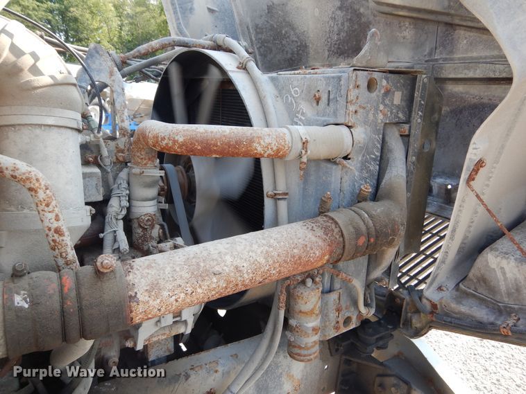 image for item DL6304 1995 White GMC WG  feed delivery truck