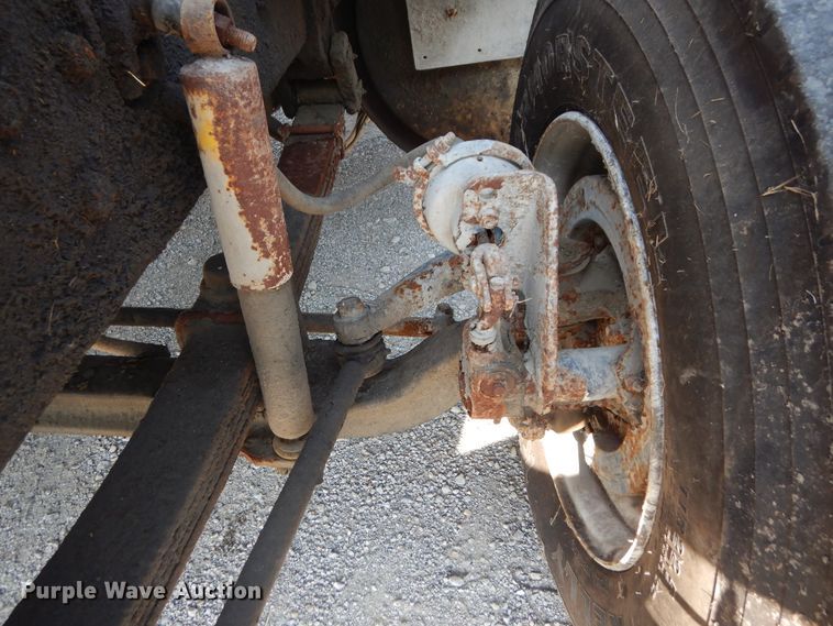 image for item DL6304 1995 White GMC WG  feed delivery truck