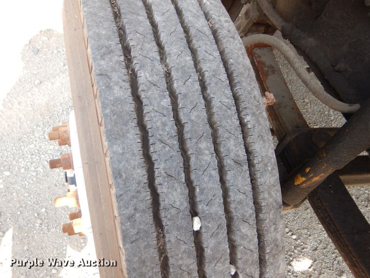 image for item DL6304 1995 White GMC WG  feed delivery truck