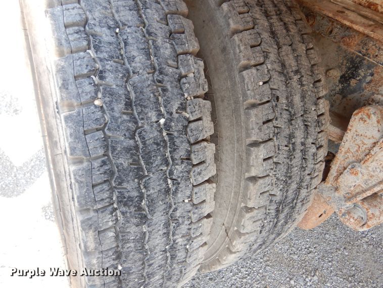 image for item DL6304 1995 White GMC WG  feed delivery truck