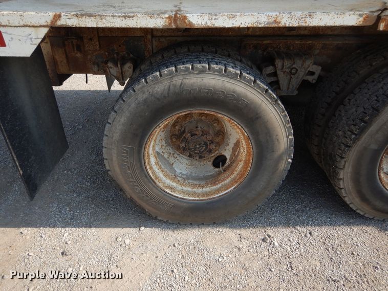 image for item DL6304 1995 White GMC WG  feed delivery truck