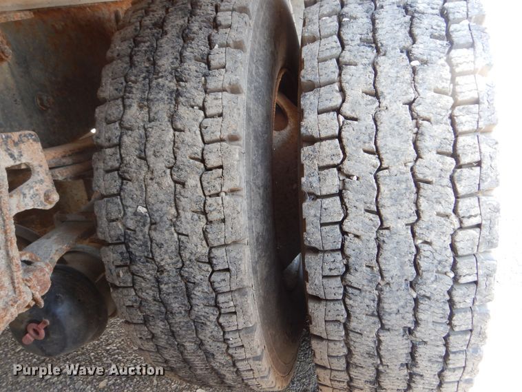 image for item DL6304 1995 White GMC WG  feed delivery truck