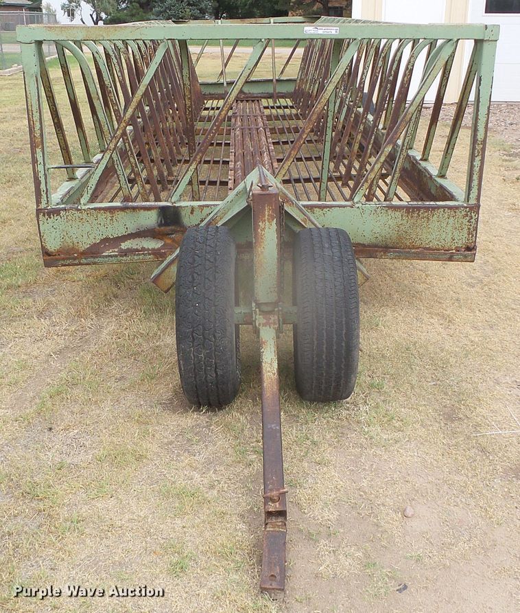 image for item GP9479 Phoenix Mfg.  bale feeder