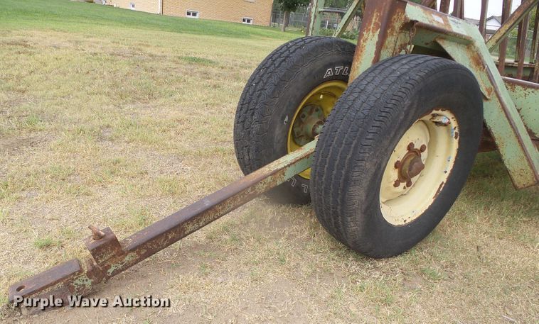 image for item GP9479 Phoenix Mfg.  bale feeder