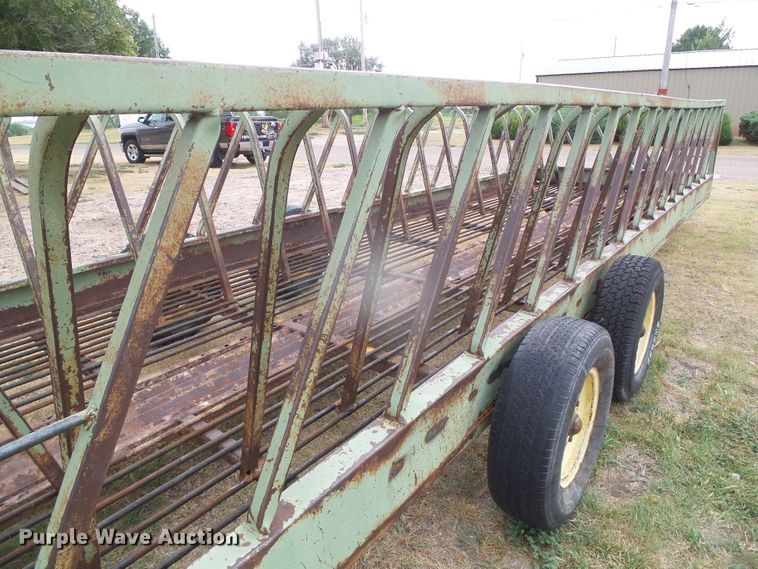 image for item GP9479 Phoenix Mfg.  bale feeder