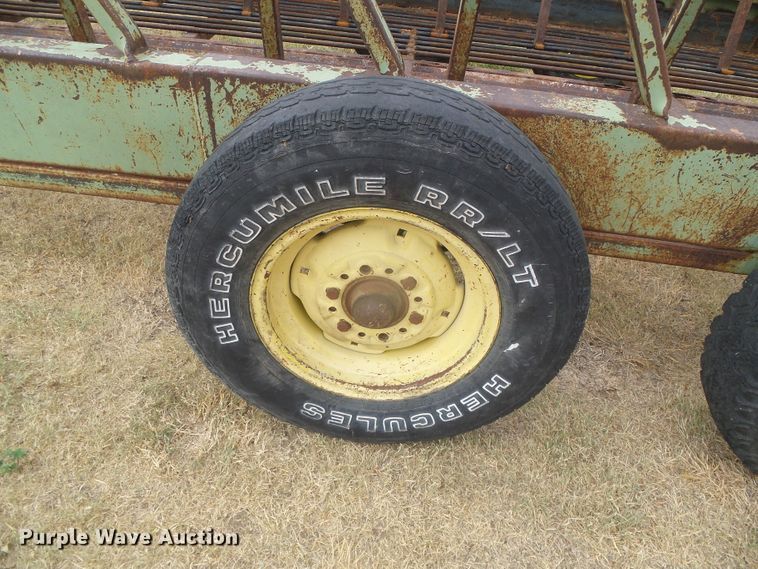 image for item GP9479 Phoenix Mfg.  bale feeder