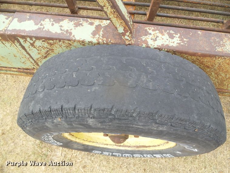 image for item GP9479 Phoenix Mfg.  bale feeder