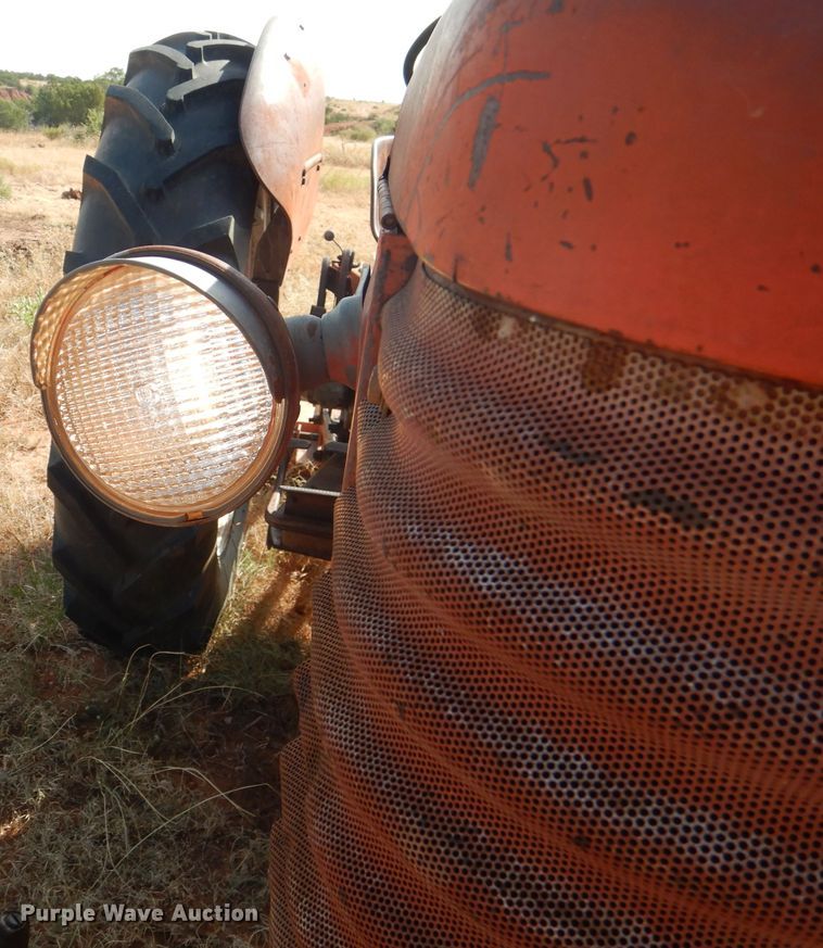 image for item HC9203 1960 Massey Ferguson MF65  tractor