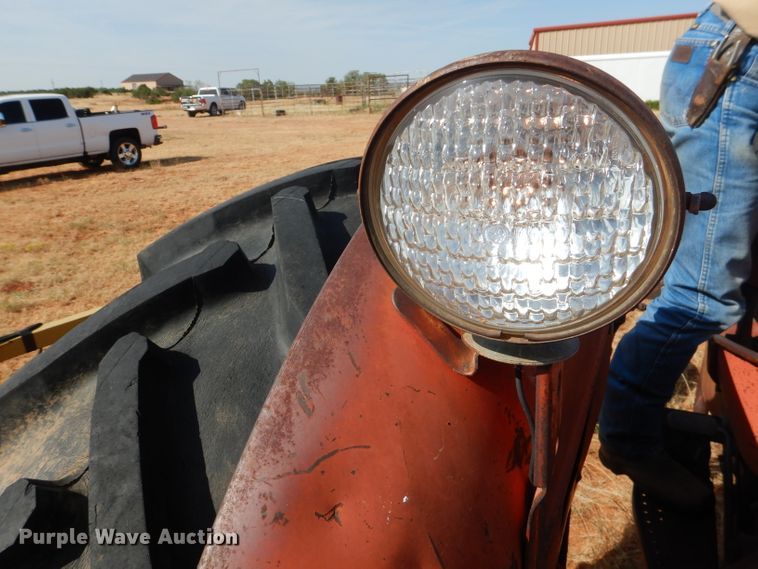 image for item HC9203 1960 Massey Ferguson MF65  tractor