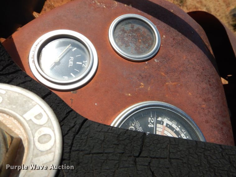 image for item HC9203 1960 Massey Ferguson MF65  tractor