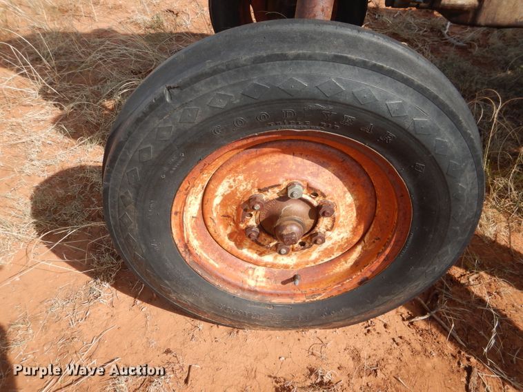 image for item HC9203 1960 Massey Ferguson MF65  tractor