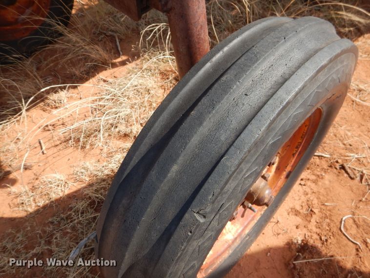 image for item HC9203 1960 Massey Ferguson MF65  tractor