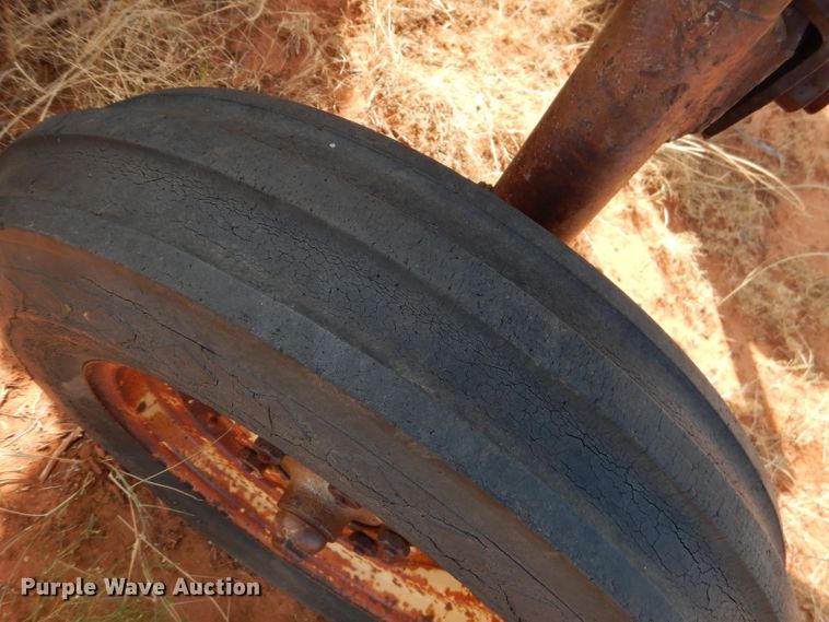 image for item HC9203 1960 Massey Ferguson MF65  tractor