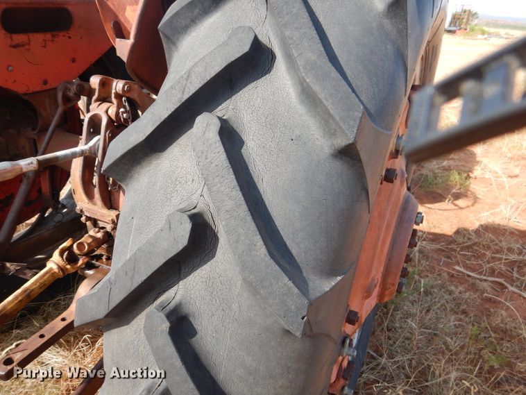 image for item HC9203 1960 Massey Ferguson MF65  tractor