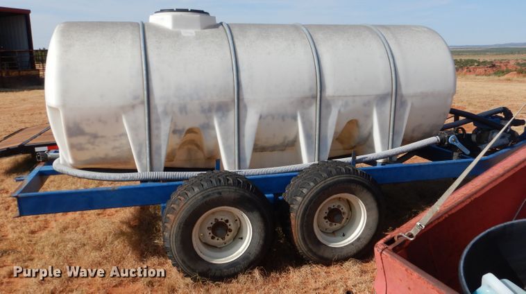 image for item HC9205 Biby 1010  nurse tank trailer