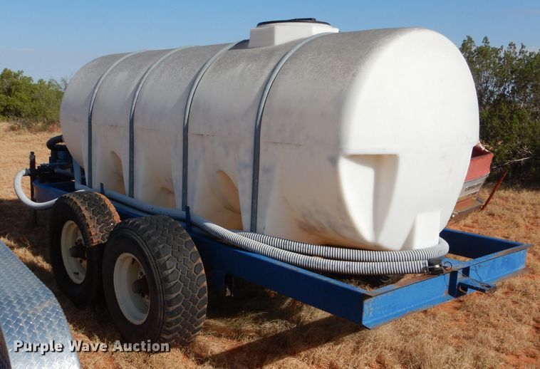 image for item HC9205 Biby 1010  nurse tank trailer