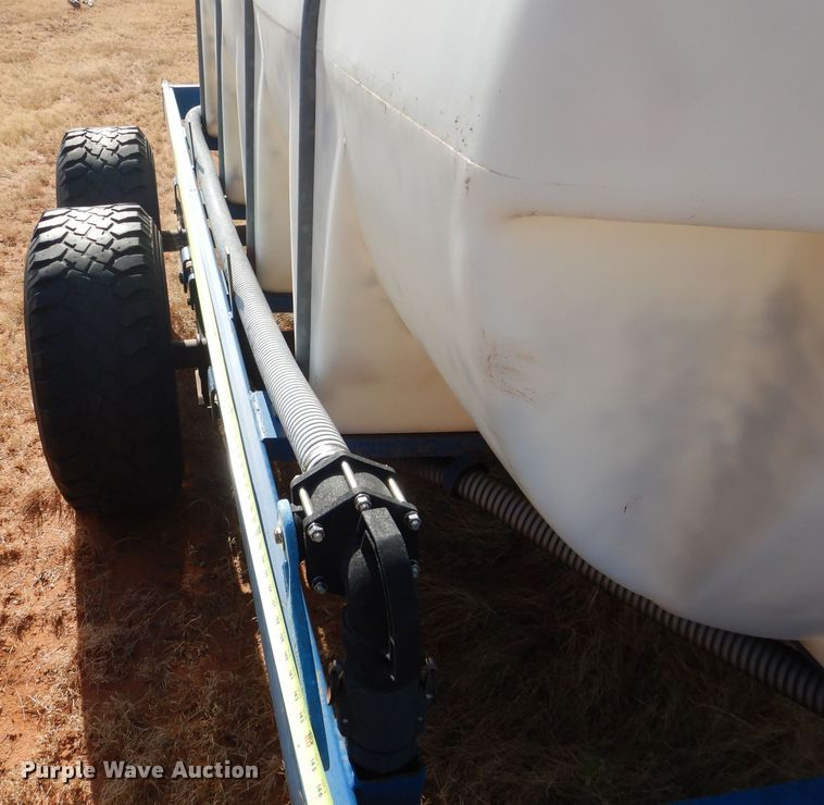 image for item HC9205 Biby 1010  nurse tank trailer