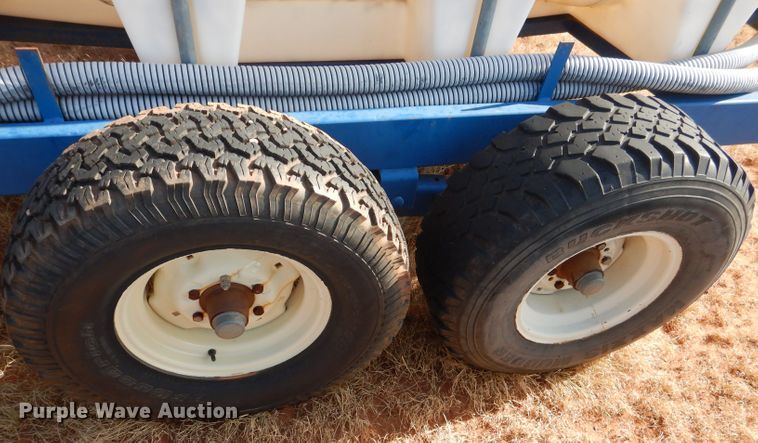 image for item HC9205 Biby 1010  nurse tank trailer