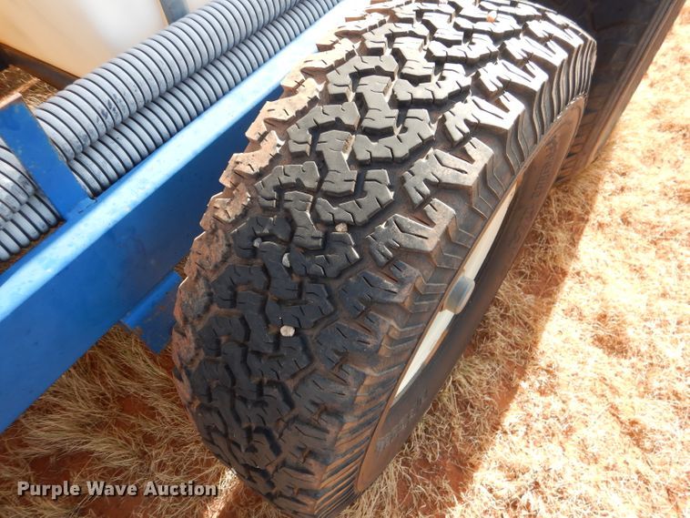 image for item HC9205 Biby 1010  nurse tank trailer