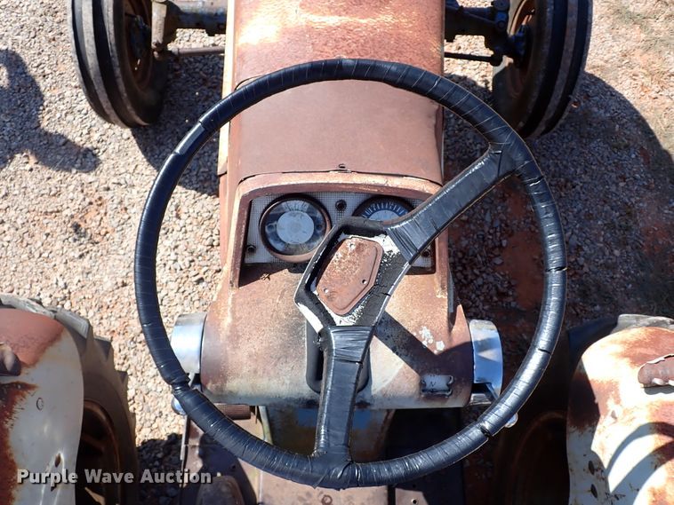 image for item IN9658 Ford 6000  tractor