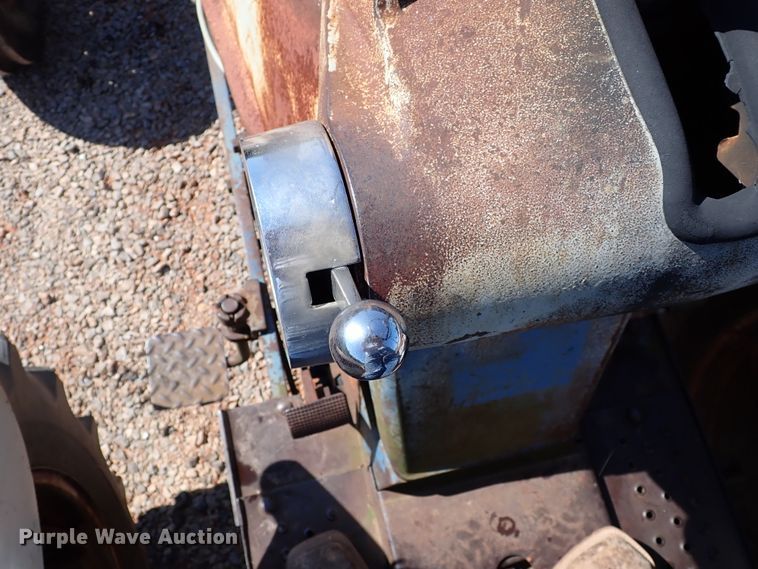 image for item IN9658 Ford 6000  tractor