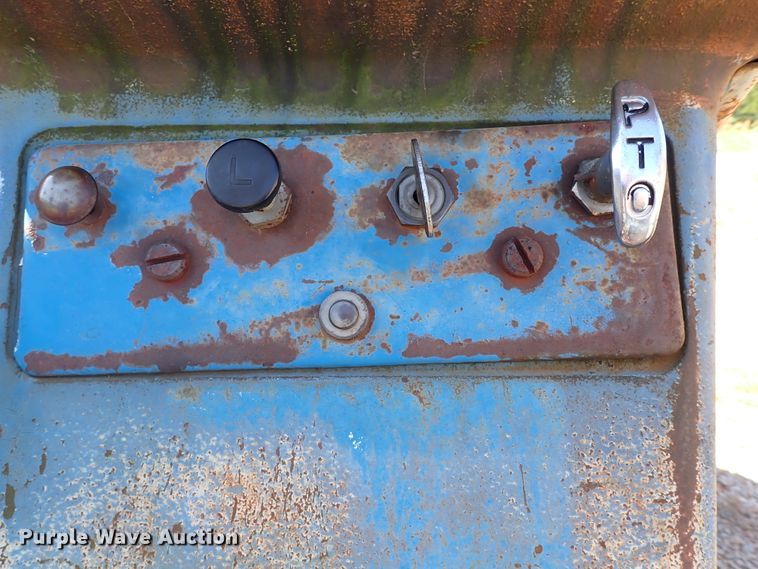 image for item IN9658 Ford 6000  tractor