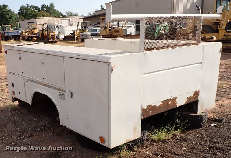 image for item IN9661 Reading 108FABDW  utility bed