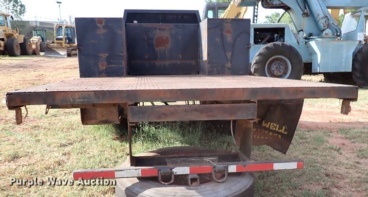 image for item IN9663 Flatbed