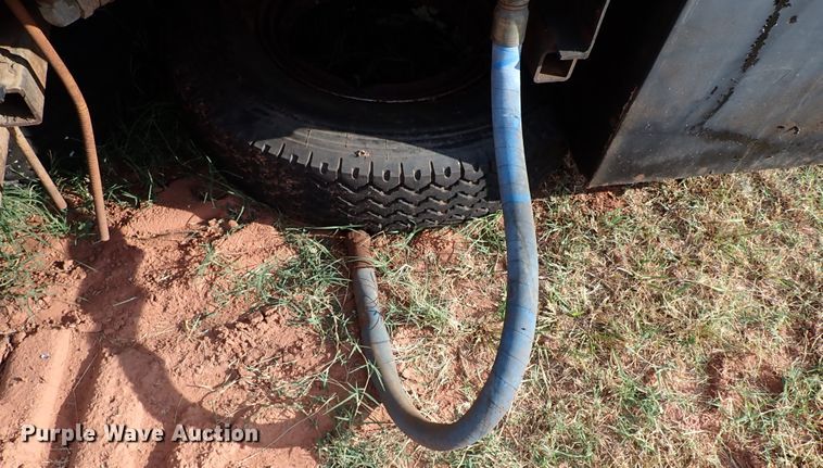 image for item IN9663 Flatbed