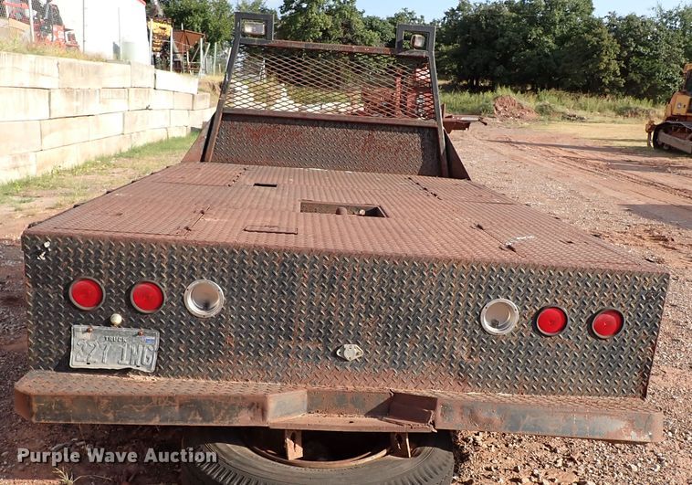 image for item IN9665 Flatbed