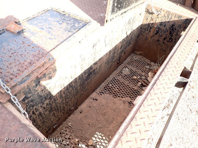 image for item IN9665 Flatbed