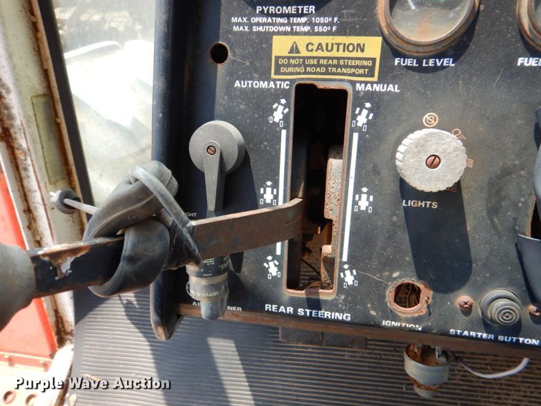 image for item IR9080 Case 2470  Traction King 4WD tractor