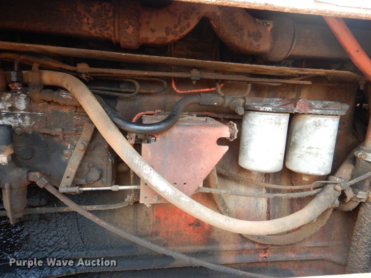 image for item IR9080 Case 2470  Traction King 4WD tractor