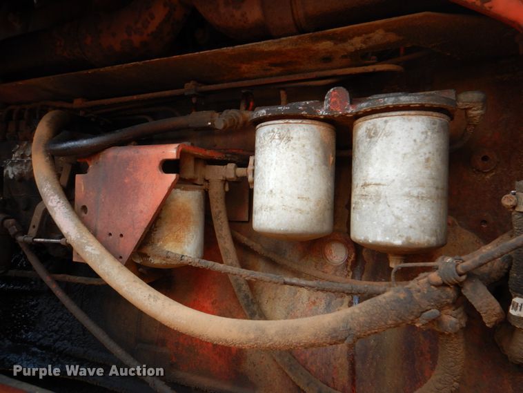 image for item IR9080 Case 2470  Traction King 4WD tractor