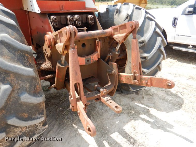 image for item IR9080 Case 2470  Traction King 4WD tractor