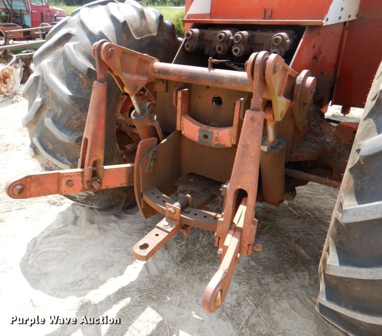 image for item IR9080 Case 2470  Traction King 4WD tractor